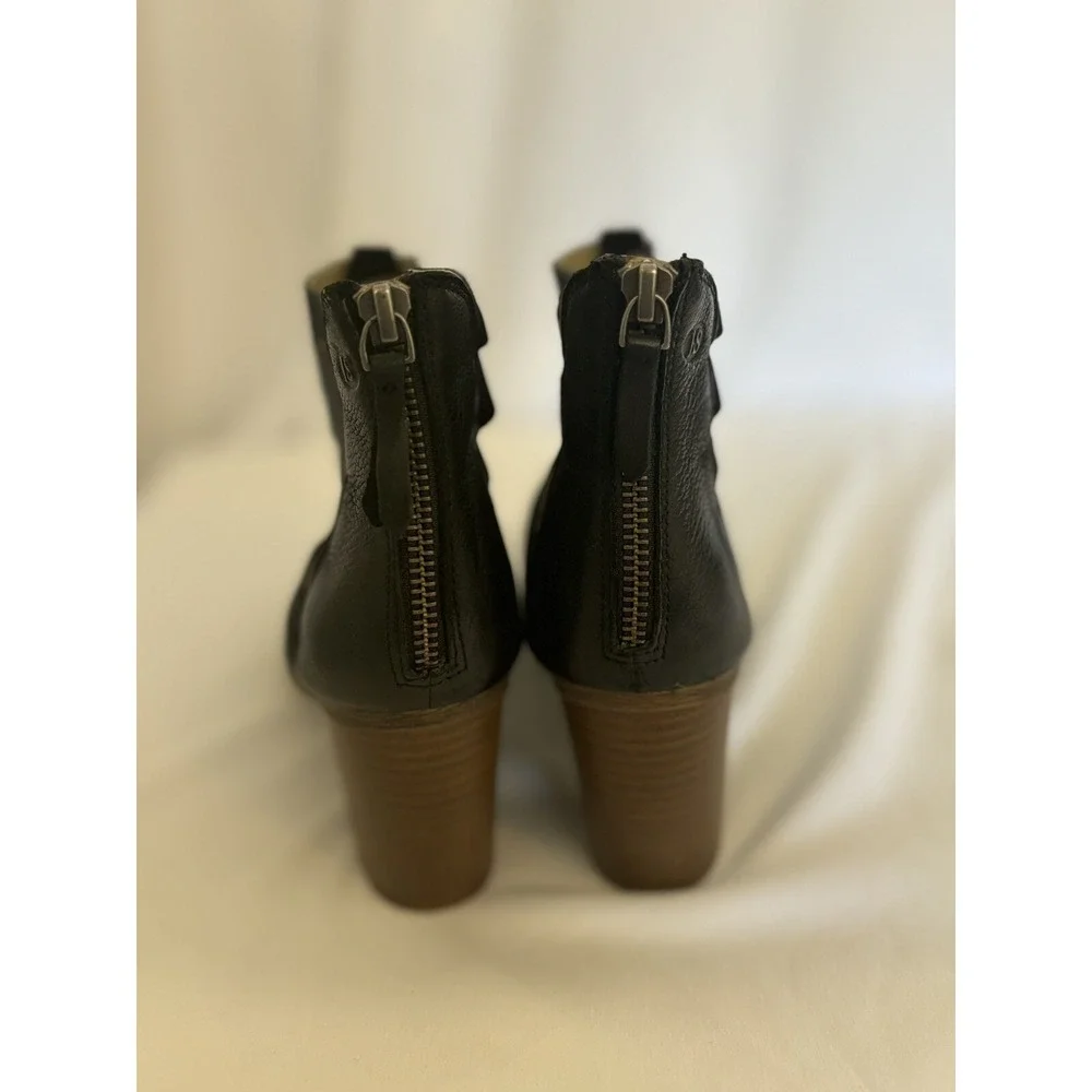 Josef Seibel comfort contrast shoes
